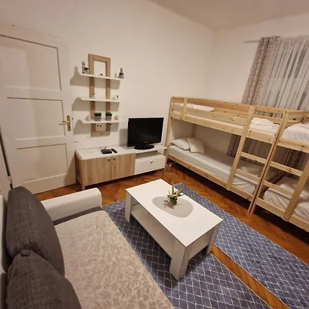 Deluxe Splatin Δωμάτια σε οικογενειακή κατοικία Σπλιτ